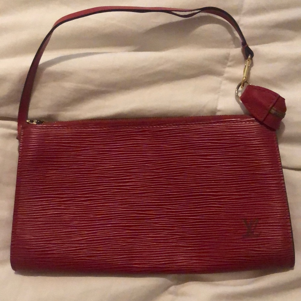 Louis Vuitton epi leather purse